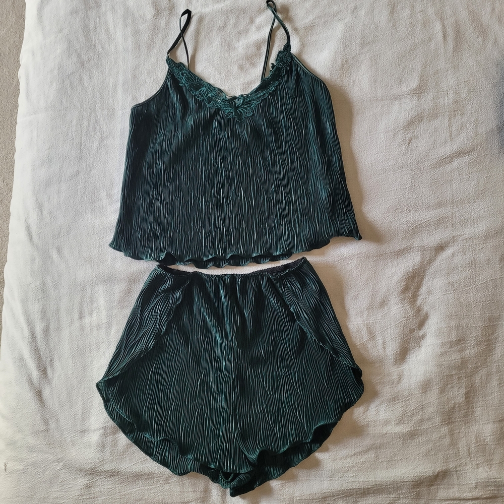 Elegant Dark Green Women's Pajama Set
